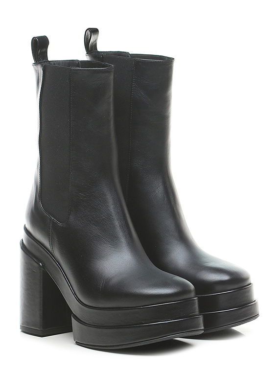 Ankle boot
