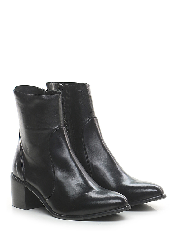 Ankle boot