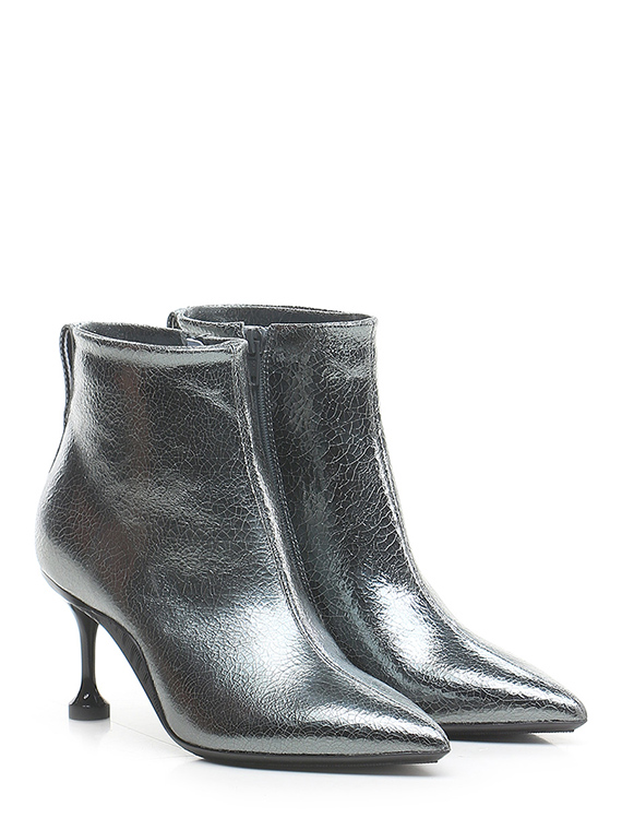 Ankle boot