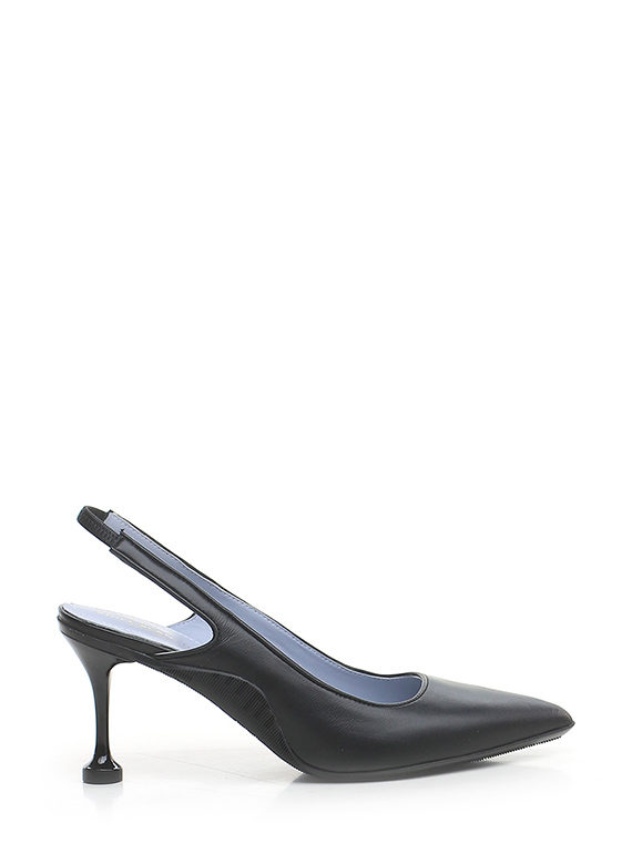 High-heel shoe