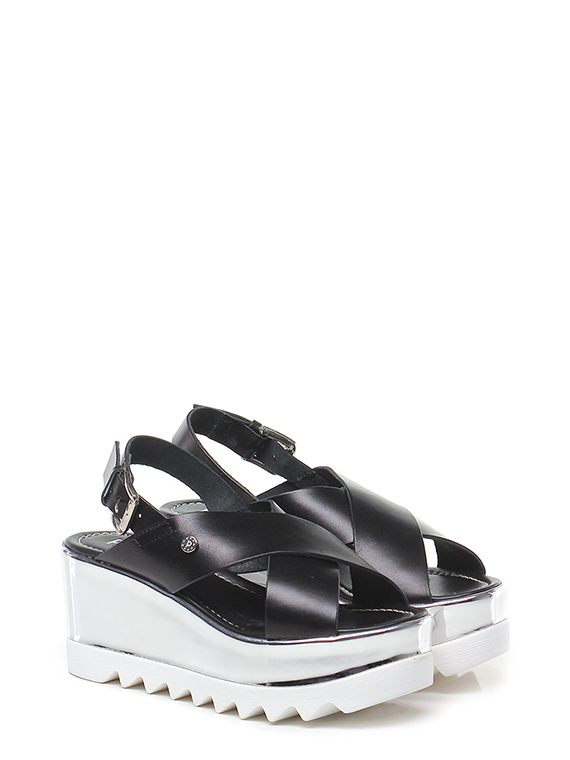 sandali con zeppa pollini